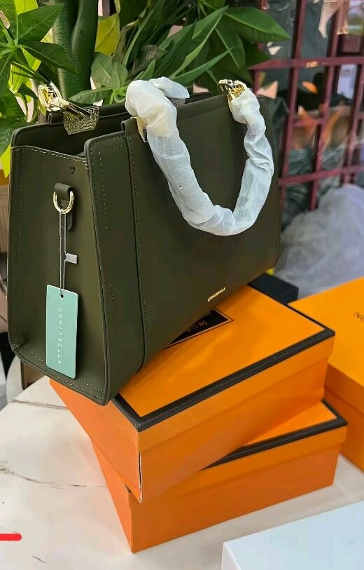 Sac à main en cuir vert