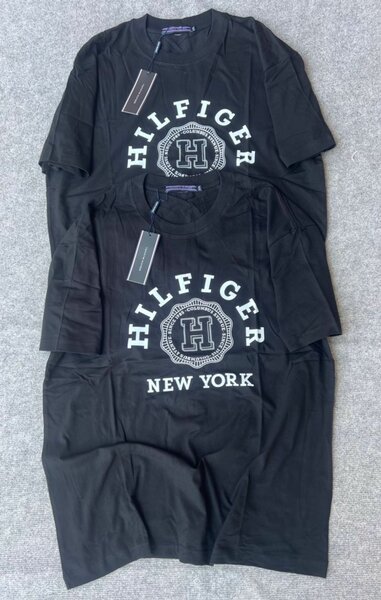 T-shirts Hilfiger et Givenchy