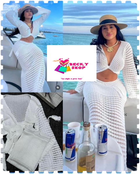 Robe maillée de plage blanche