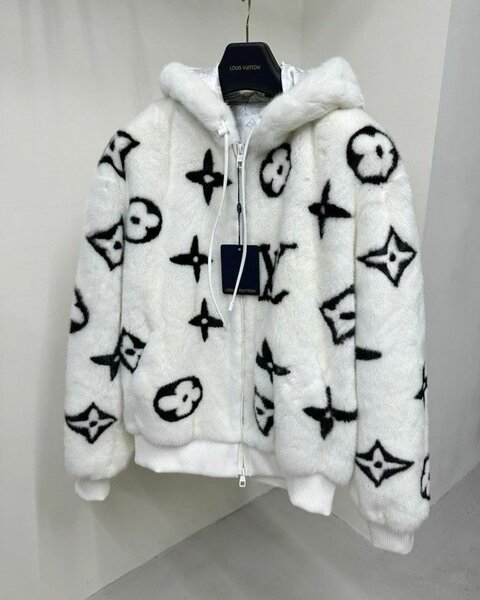 Louis Vuitton pullover