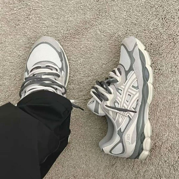 Baskets Asics confortables