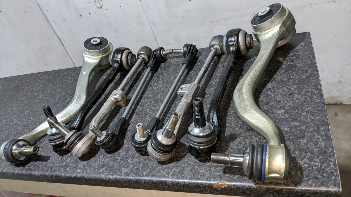 BMW iX3 & BMW iX4 2025 year