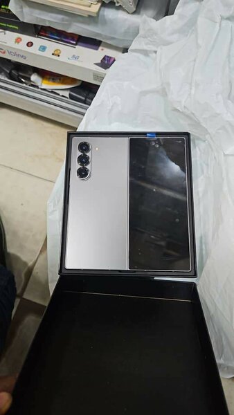 Smartphone pliable Galaxy Z Fold6