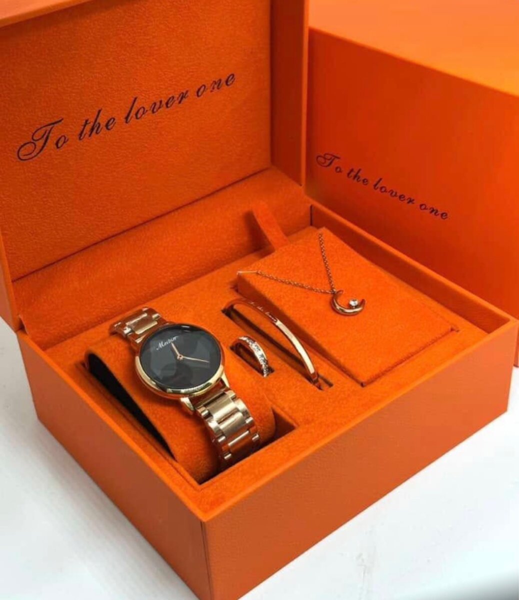 Montre complet de marque