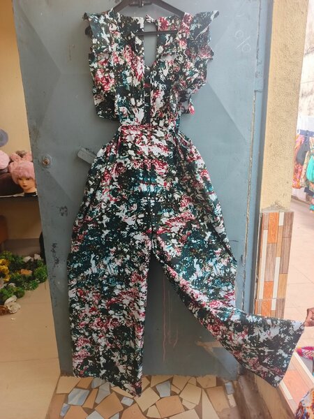 Combinaison Fleurie Élégante