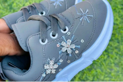 Kids shoes