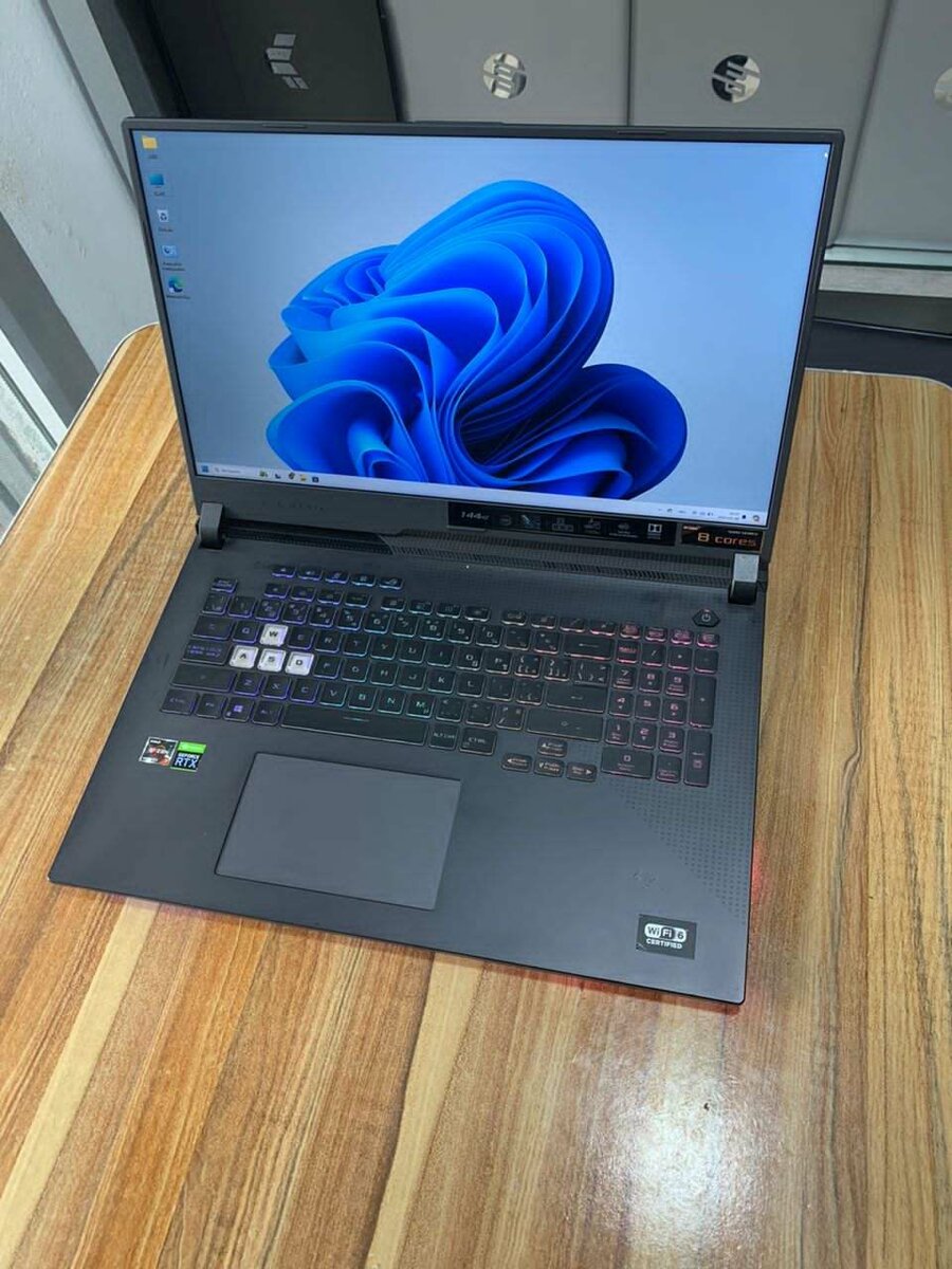 Asus Rog strix Ryzen 7