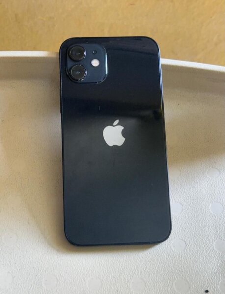 12 simple sans Face ID 128Go