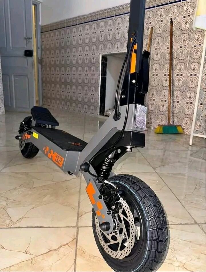 Trottinette électrique tout-terrain