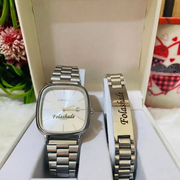 Montre en acier inoxydable