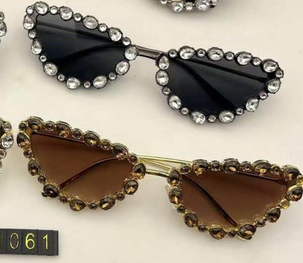 Lunettes de Soleil Éblouissantes