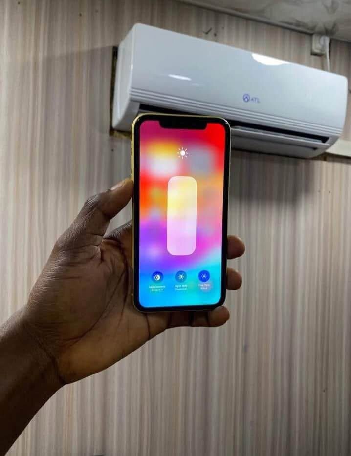 iPhone 11 Jaune 64 Go