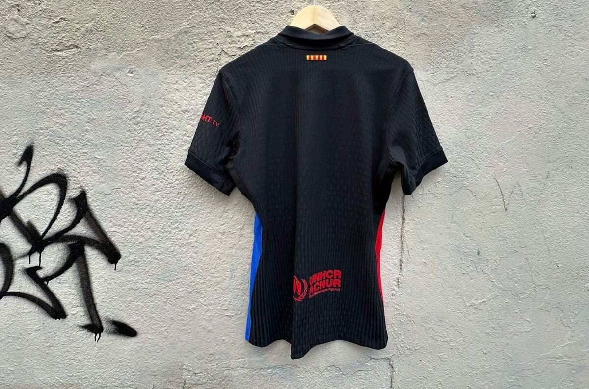 MAILLOT EXTÉRIEUR FC BARCELONE (2024-2025)