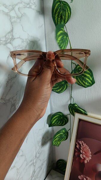 Lunettes vintage transparentes