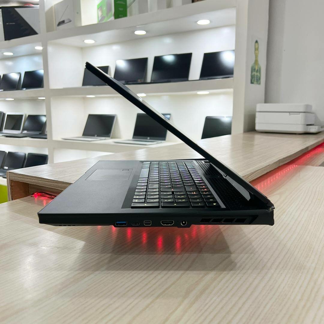Ordinateur portable AORUS