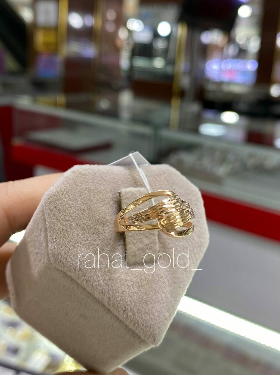 Бюджетное кольцо на подарок