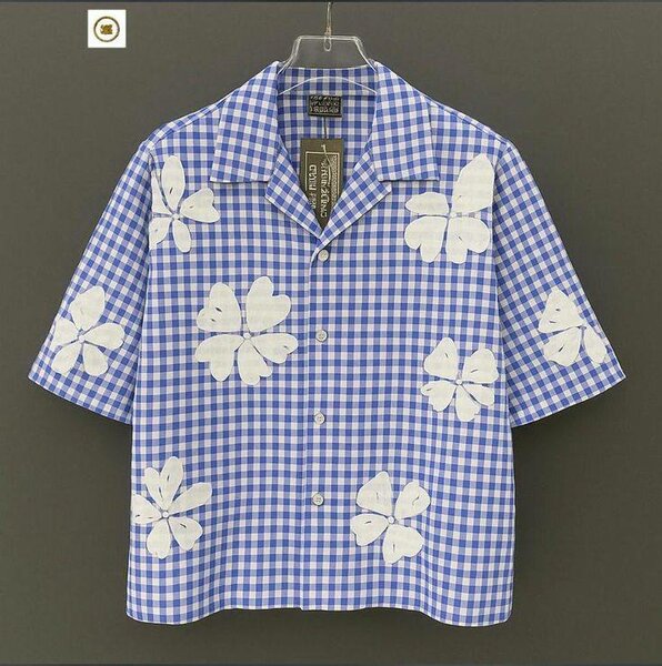 Chemises à motifs floraux