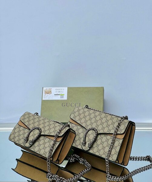 Gucci cross body bag