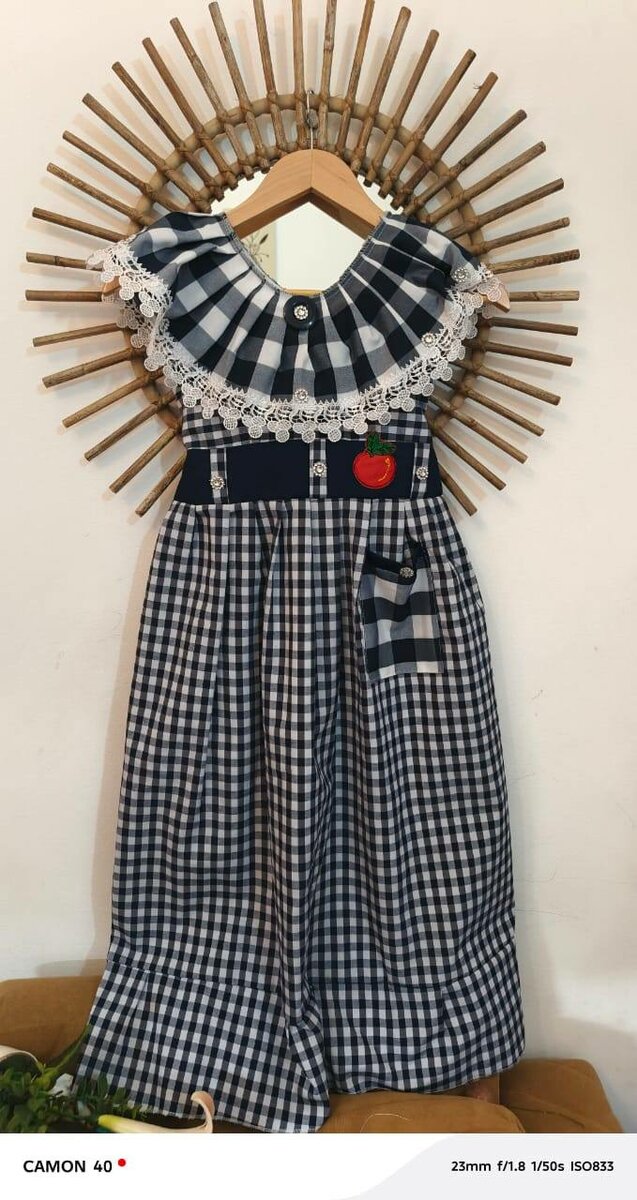 Uniforme d'école à carreaux CM