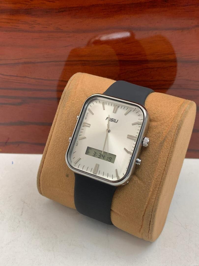 Fusili digital and analogue watches