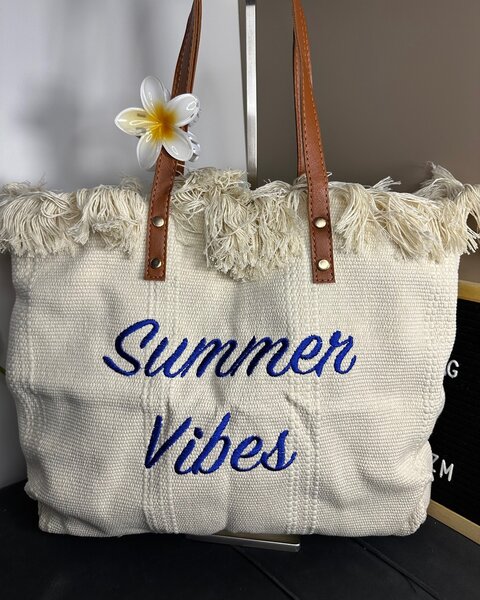 Summer vibes bags