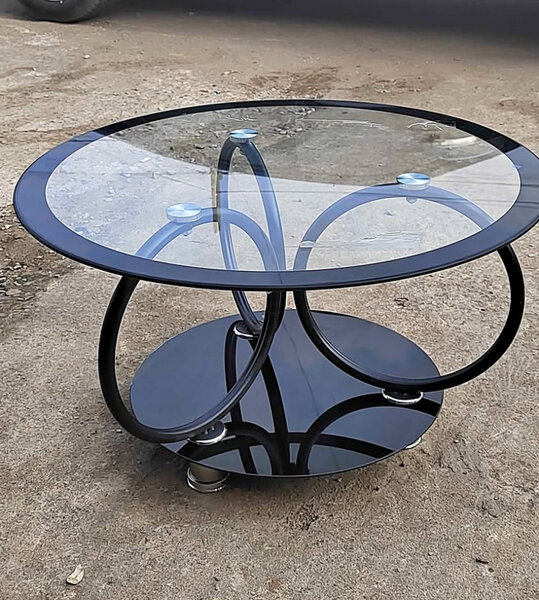 Table basse en verre moderne