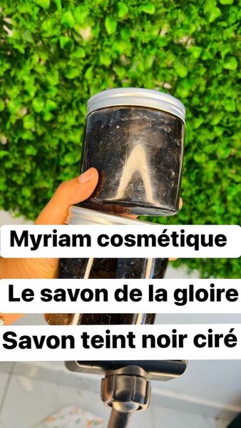 Savon Noir Naturel Brillant