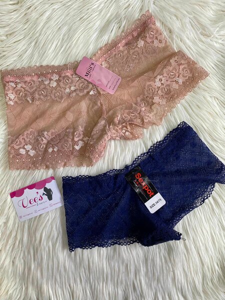 Strings et culottes pour femmes