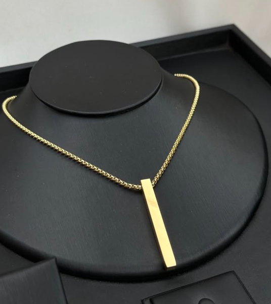 Unisex bar necklace