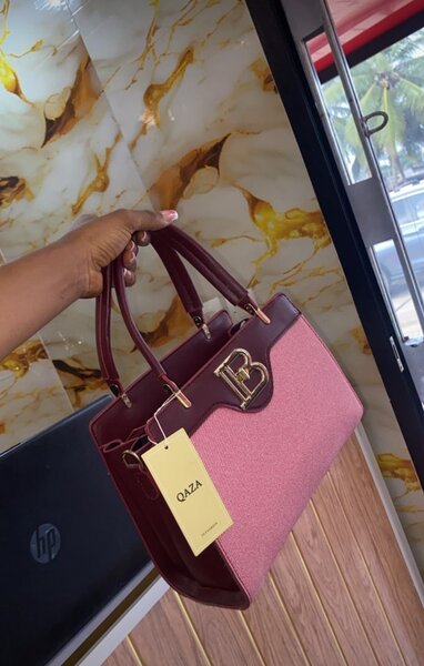 Élégant Sac à Main Bicolore