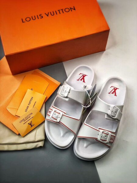 Sandales Louis Vuitton élégantes