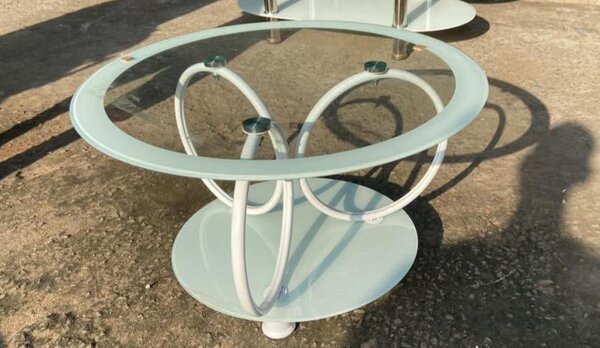 Table basse en verre moderne