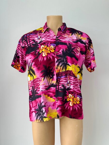 Chemise hawaïenne colorée