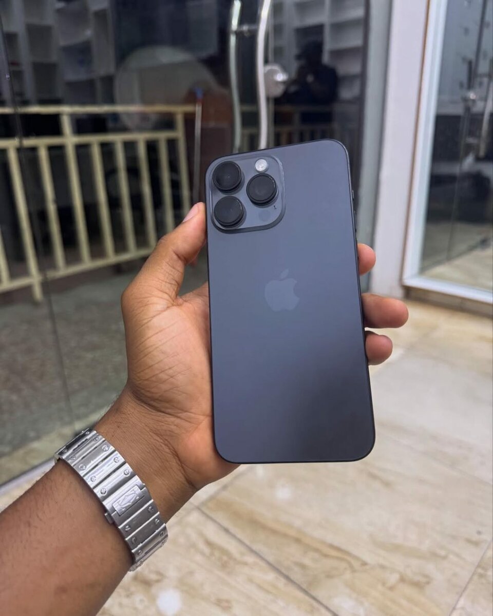 IPHONE 15 pro max