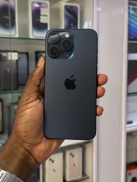 iPhone 15 pro max physical sim 256gig