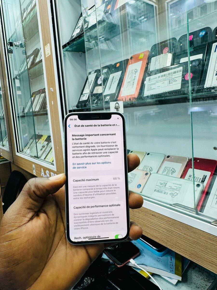 12 mini 64Go état tre propre