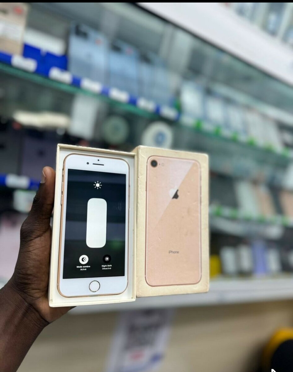 iPhone 8 64GB Smartphone