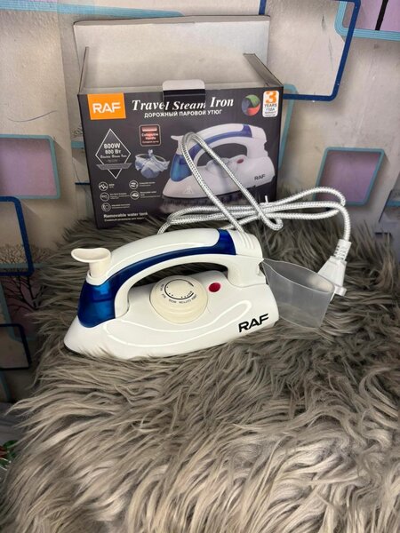 Mini Fer à Repasser Portatif