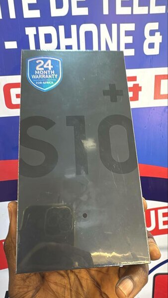 Samsung Galaxy S10+ Smartphone
