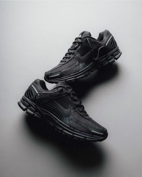 Nike Vomero 5