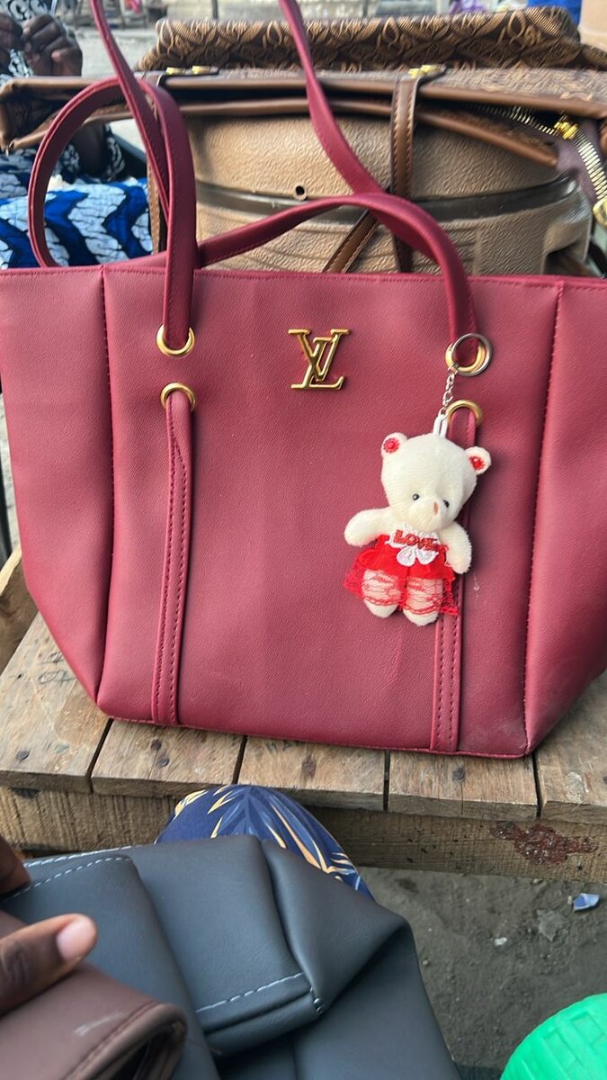 Sac à main élégant en cuir