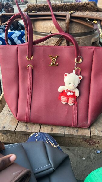 Sac à main élégant en cuir