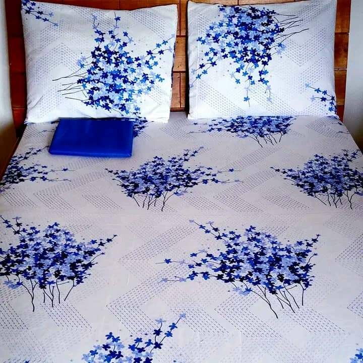 Parures de lit fleuries