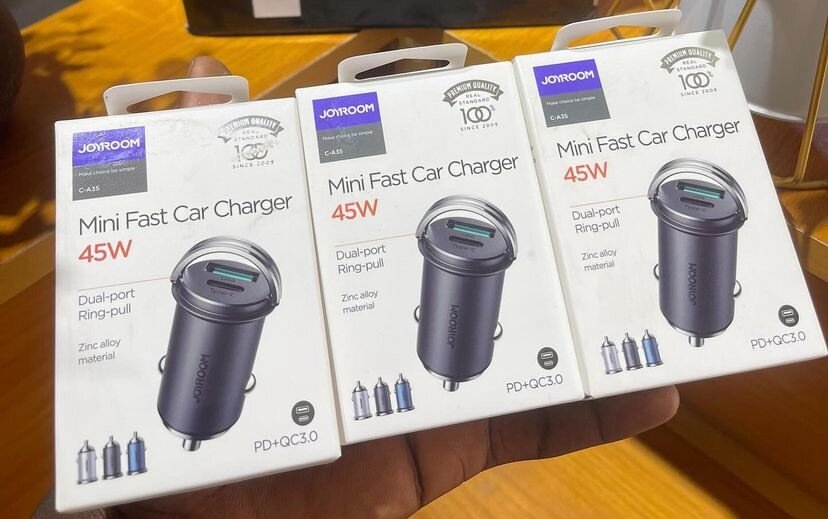 Joyroom Mini Car Charger