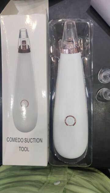 Black head removal machine