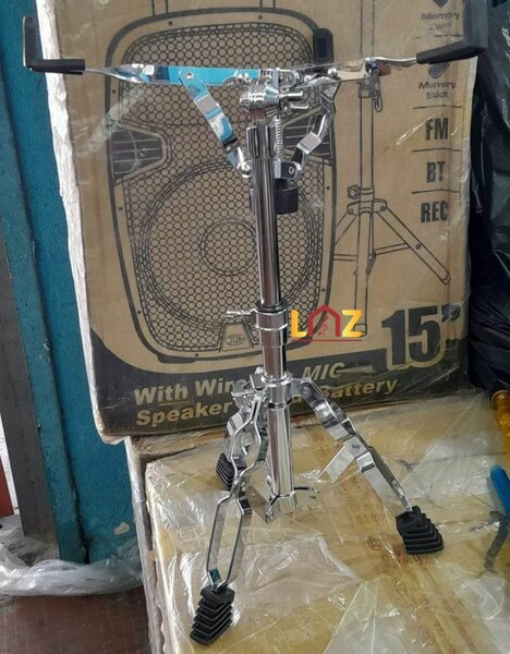 SUPPORT DE CAISSE CLAIRE