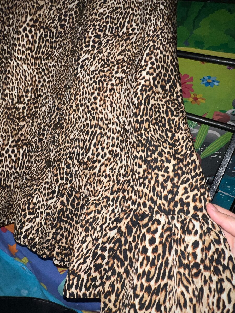 Платье из леопарда , не одевала так как был большой