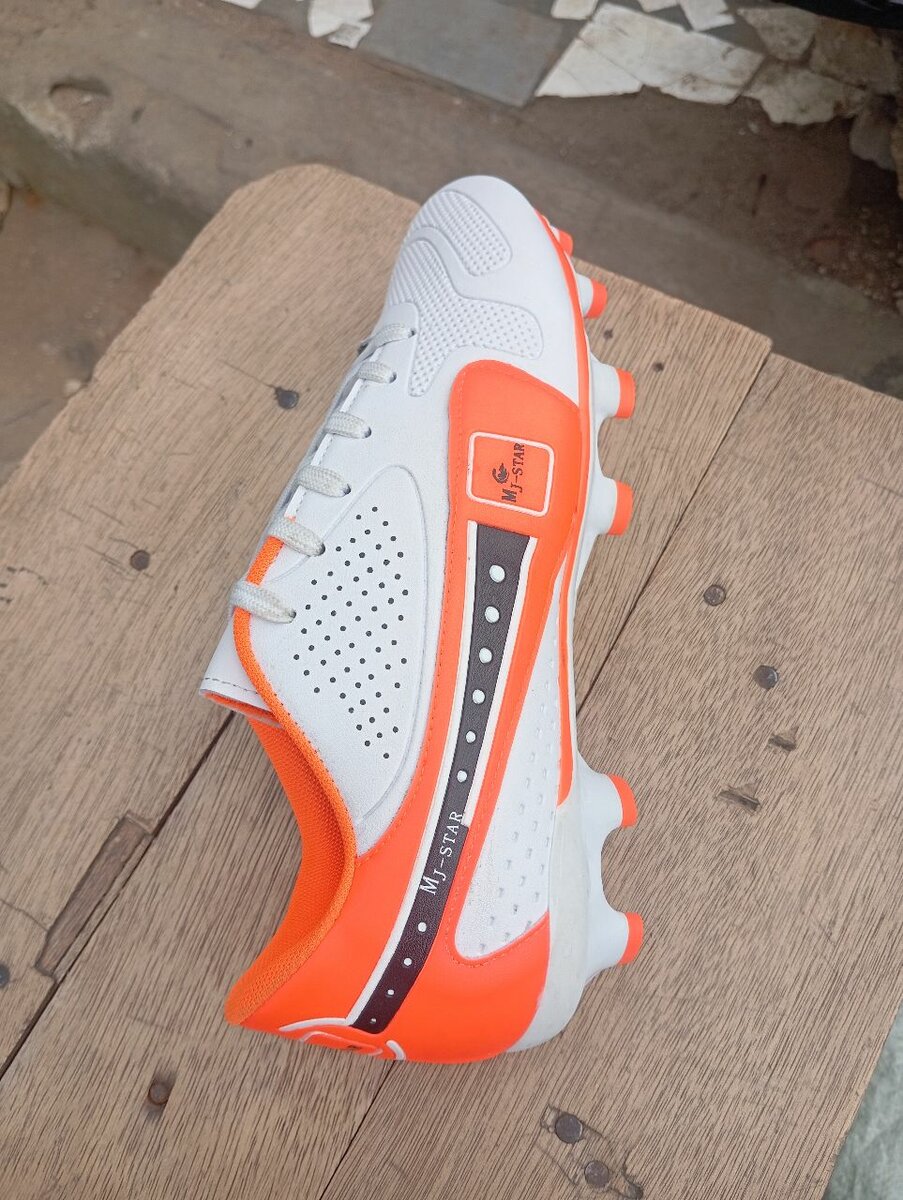 Chaussures de Football Dynamiques