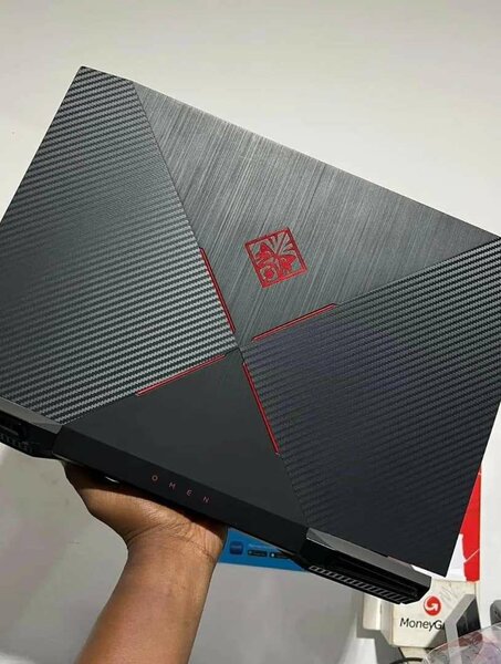 OMEN GAMER i7