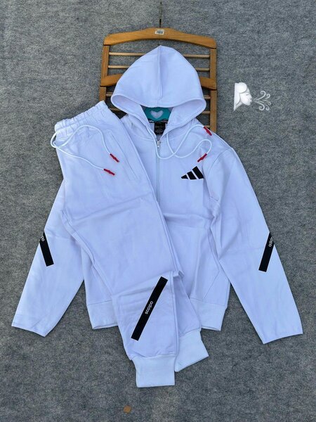 Complet Adidas